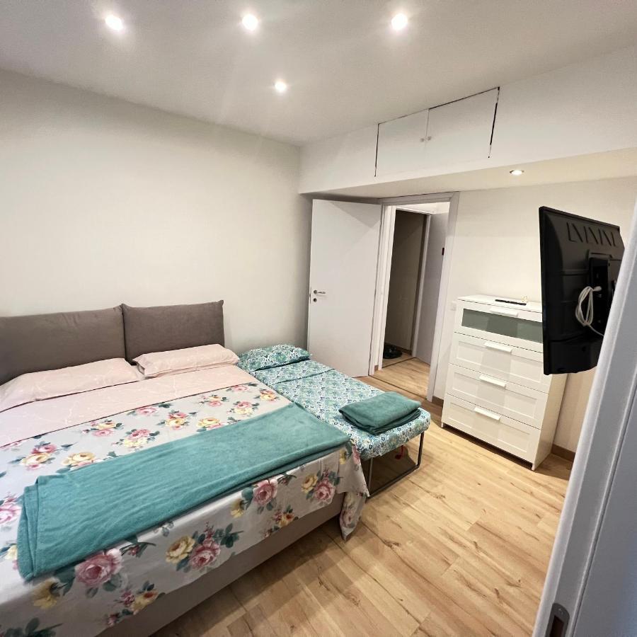 Alla Scalinata Del Teatro Rossetti Confort Suites Parcheggio Triëst Buitenkant foto