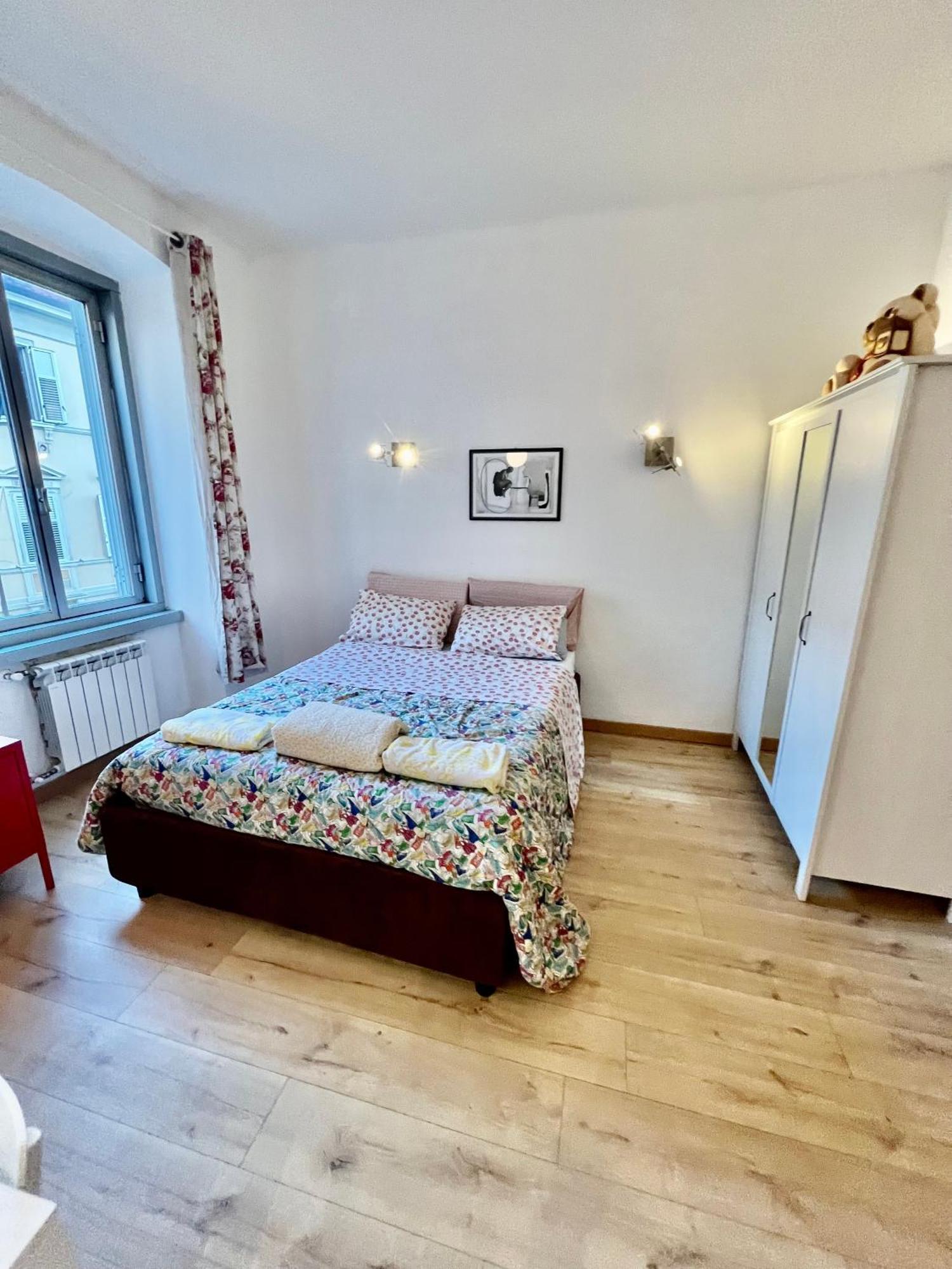 Alla Scalinata Del Teatro Rossetti Confort Suites Parcheggio Triëst Buitenkant foto